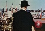 Standbild Zeremonie Dachau Deutschland, 1945, aus Sekunde 25 historischem Filmmaterial Videoclip 65675055272
