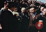 Standbild Zeremonie Dachau Deutschland, 1945, aus Sekunde 32 historischem Filmmaterial Videoclip 65675055272