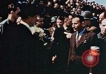 Standbild Zeremonie Dachau Deutschland, 1945, aus Sekunde 37 historischem Filmmaterial Videoclip 65675055272