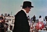 Standbild Zeremonie Dachau Deutschland, 1945, aus Sekunde 57 historischem Filmmaterial Videoclip 65675055272
