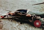 Standbild Opfer im Konzentrationslager Buchenwald Ettersberg Deutschland, 1945, aus Sekunde 8 historischem Filmmaterial Videoclip 65675055278