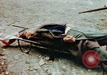 Standbild Opfer im Konzentrationslager Buchenwald Ettersberg Deutschland, 1945, aus Sekunde 10 historischem Filmmaterial Videoclip 65675055278