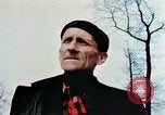 Standbild Konzentrationslager Buchenwald gate Ettersberg Deutschland, 1945, aus Sekunde 35 historischem Filmmaterial Videoclip 65675055279