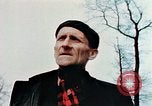 Standbild Konzentrationslager Buchenwald gate Ettersberg Deutschland, 1945, aus Sekunde 37 historischem Filmmaterial Videoclip 65675055279