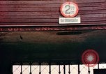 Standbild Konzentrationslager Buchenwald gate Ettersberg Deutschland, 1945, aus Sekunde 48 historischem Filmmaterial Videoclip 65675055279