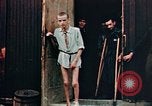 Standbild befreiten Konzentrationslager Buchenwald Opfer Ettersberg Deutschland, 1945, aus Sekunde 13 historischem Filmmaterial Videoclip 65675055280