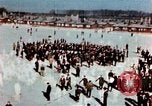 Immagine di A Buchenwald Campo di Concentramento post liberazione Ettersberg Germania, 1945, secondo 30 filmato di repertorio 65675055287