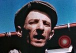 Immagine di A Buchenwald Campo di concentramento i prigionieri liberati Ettersberg Germania, 1945, secondo 28 filmato di repertorio 65675055288