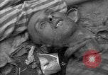Immagine di Morti e malati prigionieri politici Baviera Germania, 1945, secondo 21 filmato di repertorio 65675055299