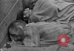 Immagine di Morti e malati prigionieri politici Baviera Germania, 1945, secondo 29 filmato di repertorio 65675055299