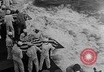 Immagine di Massa cerimonia funebre Oceano Pacifico, 1945, secondo 6 filmato di repertorio 65675055313