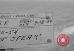 Standbild Cockpit des F7U auf Katapult Pazifik, 1954, aus Sekunde 3 historischem Filmmaterial Videoclip 65675055314