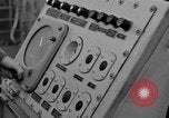Standbild Cockpit des F7U auf Katapult Pazifik, 1954, aus Sekunde 23 historischem Filmmaterial Videoclip 65675055314