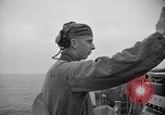 Standbild Cockpit des F7U auf Katapult Pazifik, 1954, aus Sekunde 33 historischem Filmmaterial Videoclip 65675055314