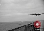 Standbild AJ Savage Flugzeuge landen auf USS Hancock Pazifik, 1954, aus Sekunde 12 historischem Filmmaterial Videoclip 65675055317