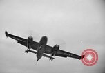 Standbild AJ Savage Flugzeuge landen auf USS Hancock Pazifik, 1954, aus Sekunde 14 historischem Filmmaterial Videoclip 65675055317