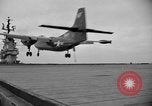 Standbild AJ Savage Flugzeuge landen auf USS Hancock Pazifik, 1954, aus Sekunde 17 historischem Filmmaterial Videoclip 65675055317