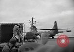 Standbild AJ Savage Flugzeuge landen auf USS Hancock Pazifik, 1954, aus Sekunde 29 historischem Filmmaterial Videoclip 65675055317