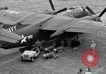 Standbild AJ Savage Flugzeuge landen auf USS Hancock Pazifik, 1954, aus Sekunde 50 historischem Filmmaterial Videoclip 65675055317