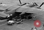 Standbild AJ Savage Flugzeuge landen auf USS Hancock Pazifik, 1954, aus Sekunde 53 historischem Filmmaterial Videoclip 65675055317