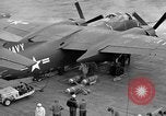 Standbild AJ Savage Flugzeuge landen auf USS Hancock Pazifik, 1954, aus Sekunde 54 historischem Filmmaterial Videoclip 65675055317