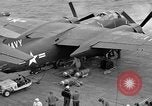 Standbild AJ Savage Flugzeuge landen auf USS Hancock Pazifik, 1954, aus Sekunde 55 historischem Filmmaterial Videoclip 65675055317