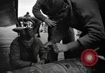 Standbild AJ Savage Pazifik, 1954, aus Sekunde 26 historischem Filmmaterial Videoclip 65675055318
