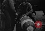 Standbild AJ Savage Pazifik, 1954, aus Sekunde 37 historischem Filmmaterial Videoclip 65675055318