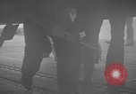 Standbild AJ Savage Pazifik, 1954, aus Sekunde 47 historischem Filmmaterial Videoclip 65675055319