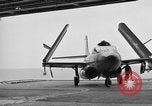 Standbild USA FJ-3 Fury Pazifik, 1954, aus Sekunde 41 historischem Filmmaterial Videoclip 65675055323