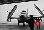 Standbild USA FJ-3 Fury Pazifik, 1954, aus Sekunde 47 historischem Filmmaterial Videoclip 65675055323