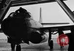 Standbild USA FJ-3 Fury Pazifik, 1954, aus Sekunde 56 historischem Filmmaterial Videoclip 65675055323