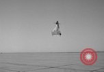 Standbild USA XFY-1 Pogo California United States USA, 1954, aus Sekunde 30 historischem Filmmaterial Videoclip 65675055326