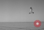 Standbild USA XFY-1 Pogo California United States USA, 1954, aus Sekunde 34 historischem Filmmaterial Videoclip 65675055326