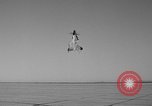 Standbild USA XFY-1 Pogo California United States USA, 1954, aus Sekunde 57 historischem Filmmaterial Videoclip 65675055326