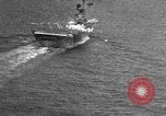 Immagine di Stati Uniti F8E Crusader Oceano Pacifico, 1966, secondo 8 filmato di repertorio 65675055338