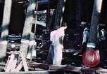 Standbild Start der USS Hancock (CV-19) bei Fore River Werft Massachusetts Quincy Massachusetts USA, 1944, aus Sekunde 5 historischem Filmmaterial Videoclip 65675055341