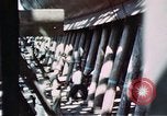 Standbild Start der USS Hancock (CV-19) bei Fore River Werft Massachusetts Quincy Massachusetts USA, 1944, aus Sekunde 60 historischem Filmmaterial Videoclip 65675055341