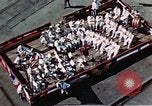 Standbild Blick vom Deck der USS Hancock (CV-19) während seiner Einführung Quincy Massachusetts USA, 1944, aus Sekunde 3 historischem Filmmaterial Videoclip 65675055342