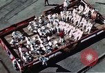 Standbild Blick vom Deck der USS Hancock (CV-19) während seiner Einführung Quincy Massachusetts USA, 1944, aus Sekunde 10 historischem Filmmaterial Videoclip 65675055342