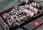Standbild Blick vom Deck der USS Hancock (CV-19) während seiner Einführung Quincy Massachusetts USA, 1944, aus Sekunde 12 historischem Filmmaterial Videoclip 65675055342