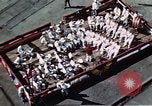 Standbild Blick vom Deck der USS Hancock (CV-19) während seiner Einführung Quincy Massachusetts USA, 1944, aus Sekunde 13 historischem Filmmaterial Videoclip 65675055342