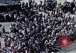 Standbild Blick vom Deck der USS Hancock (CV-19) während seiner Einführung Quincy Massachusetts USA, 1944, aus Sekunde 31 historischem Filmmaterial Videoclip 65675055342