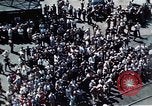 Standbild Blick vom Deck der USS Hancock (CV-19) während seiner Einführung Quincy Massachusetts USA, 1944, aus Sekunde 34 historischem Filmmaterial Videoclip 65675055342