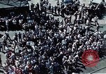 Standbild Blick vom Deck der USS Hancock (CV-19) während seiner Einführung Quincy Massachusetts USA, 1944, aus Sekunde 37 historischem Filmmaterial Videoclip 65675055342