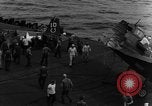 Standbild zerstört TBM Avenger Flugzeuge Pazifik, 1944, aus Sekunde 18 historischem Filmmaterial Videoclip 65675055343