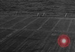 Standbild USA F6F Hellcat Flugzeuge Pazifik, 1944, aus Sekunde 19 historischem Filmmaterial Videoclip 65675055344