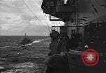 Standbild USS Spence Pazifischer Ozean, 1944, aus Sekunde 4 historischem Filmmaterial Videoclip 65675055347