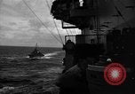 Standbild USS Spence Pazifischer Ozean, 1944, aus Sekunde 10 historischem Filmmaterial Videoclip 65675055347