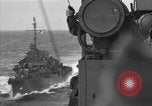 Standbild USS Spence Pazifischer Ozean, 1944, aus Sekunde 19 historischem Filmmaterial Videoclip 65675055347